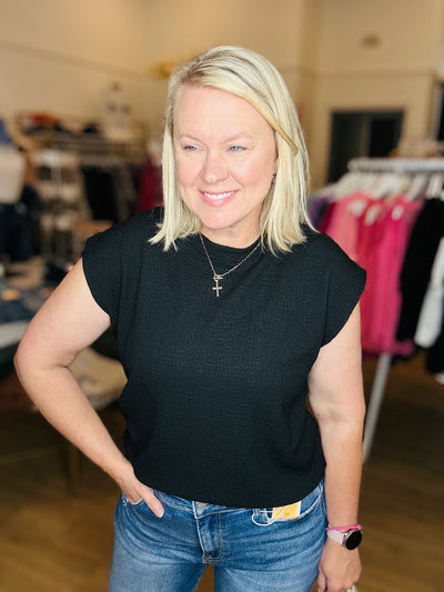 Round Neck Crinkle Cap Sleeve - Black