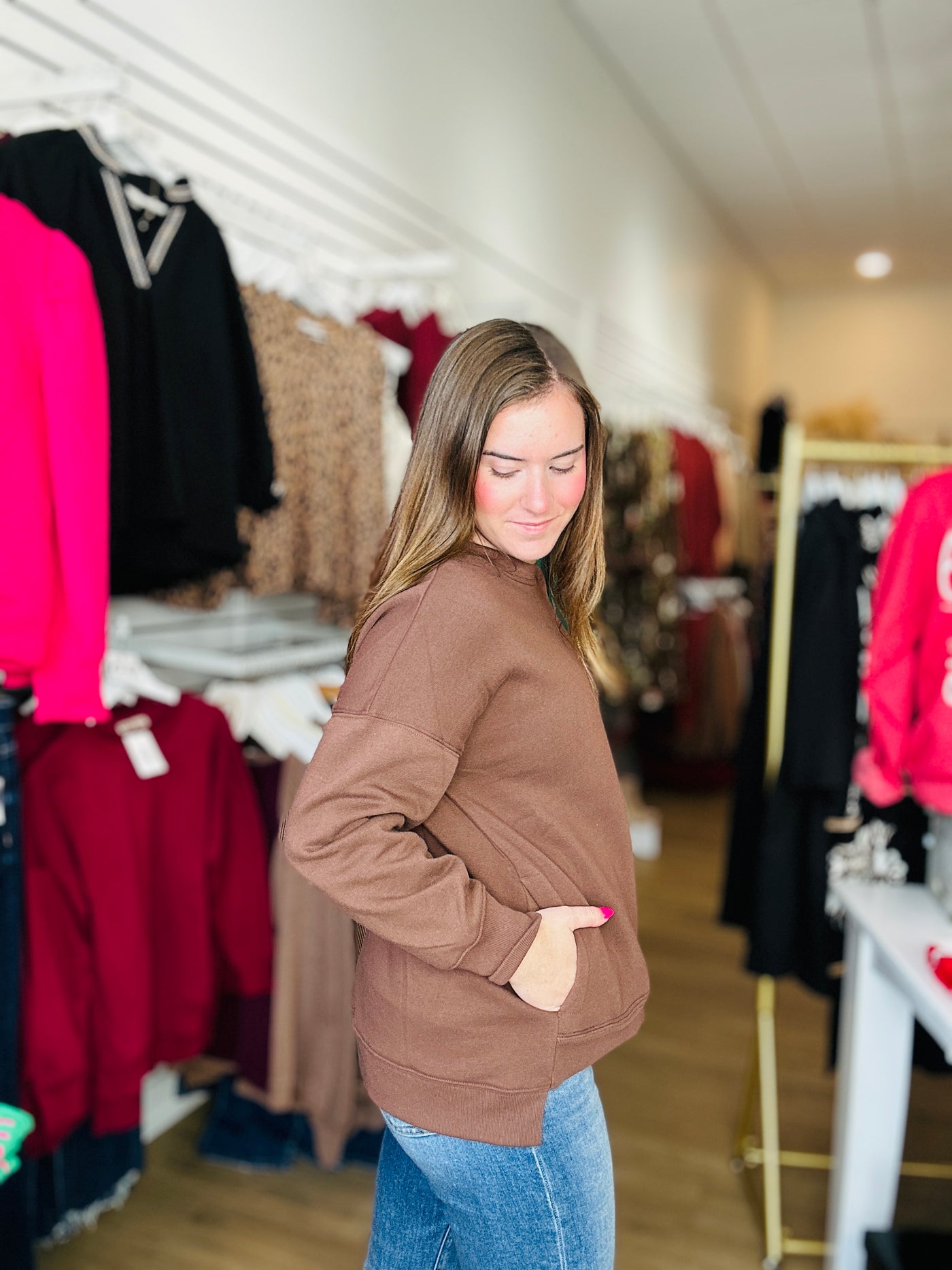 Fleece Pullover w-Pockets - Brown