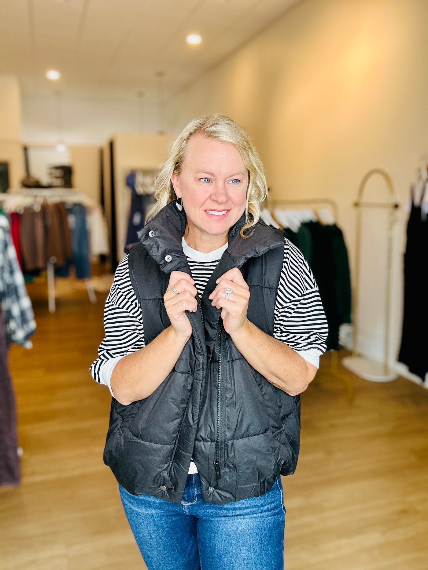 Zip Up HIgh Neck Puffer Vest - Black