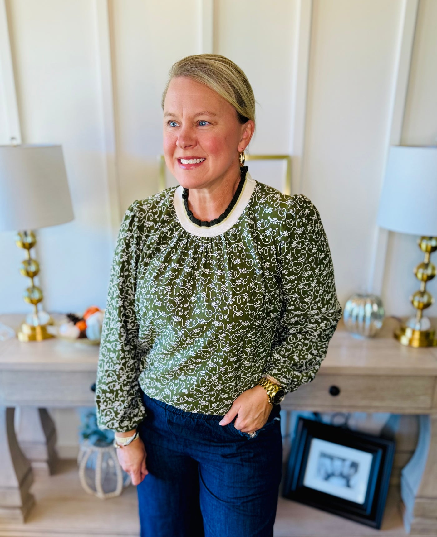 Floral Vine 3/4 Sleeve Top - Olive