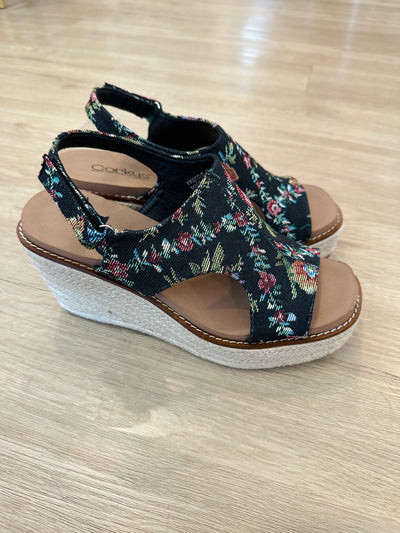 Corkys Brocade - Black