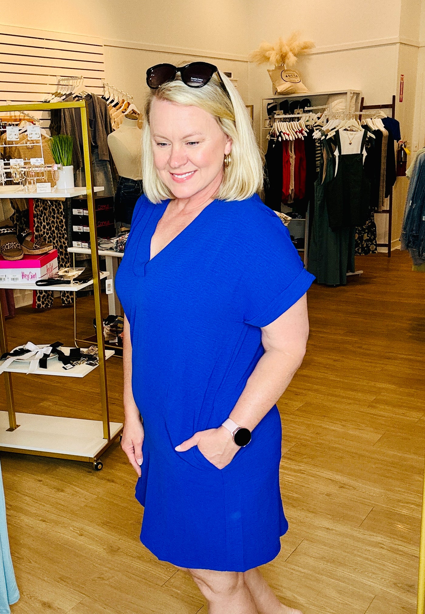 V-Neck Airflow Dress - Navy