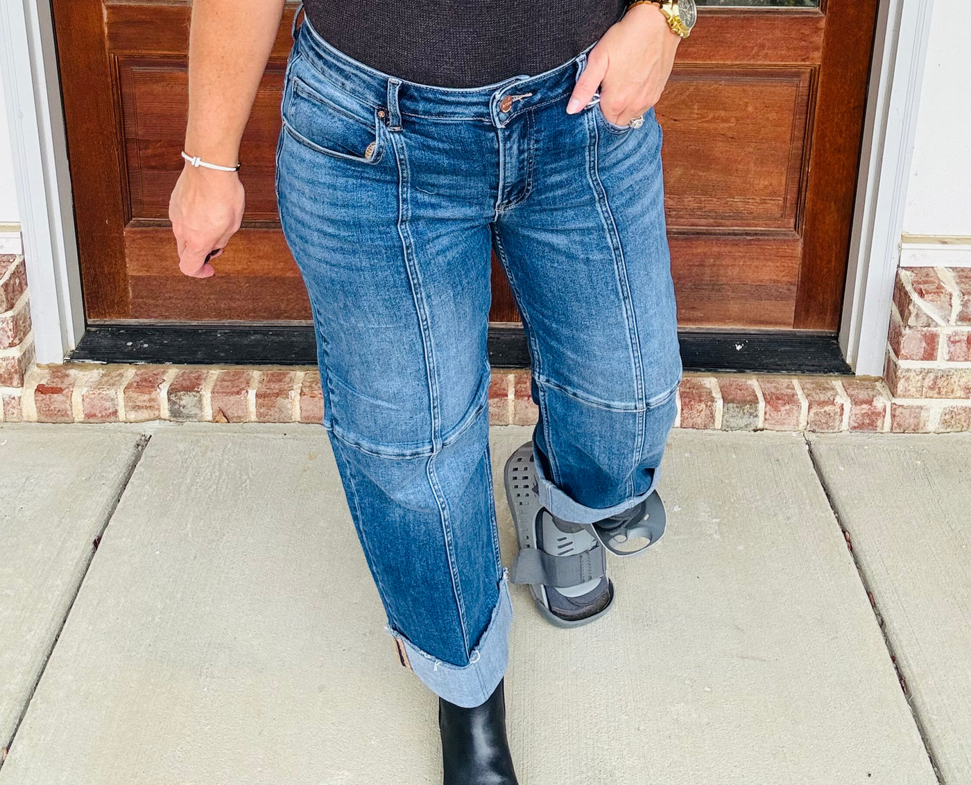 Risen - Seam Crop Wide Leg Denim