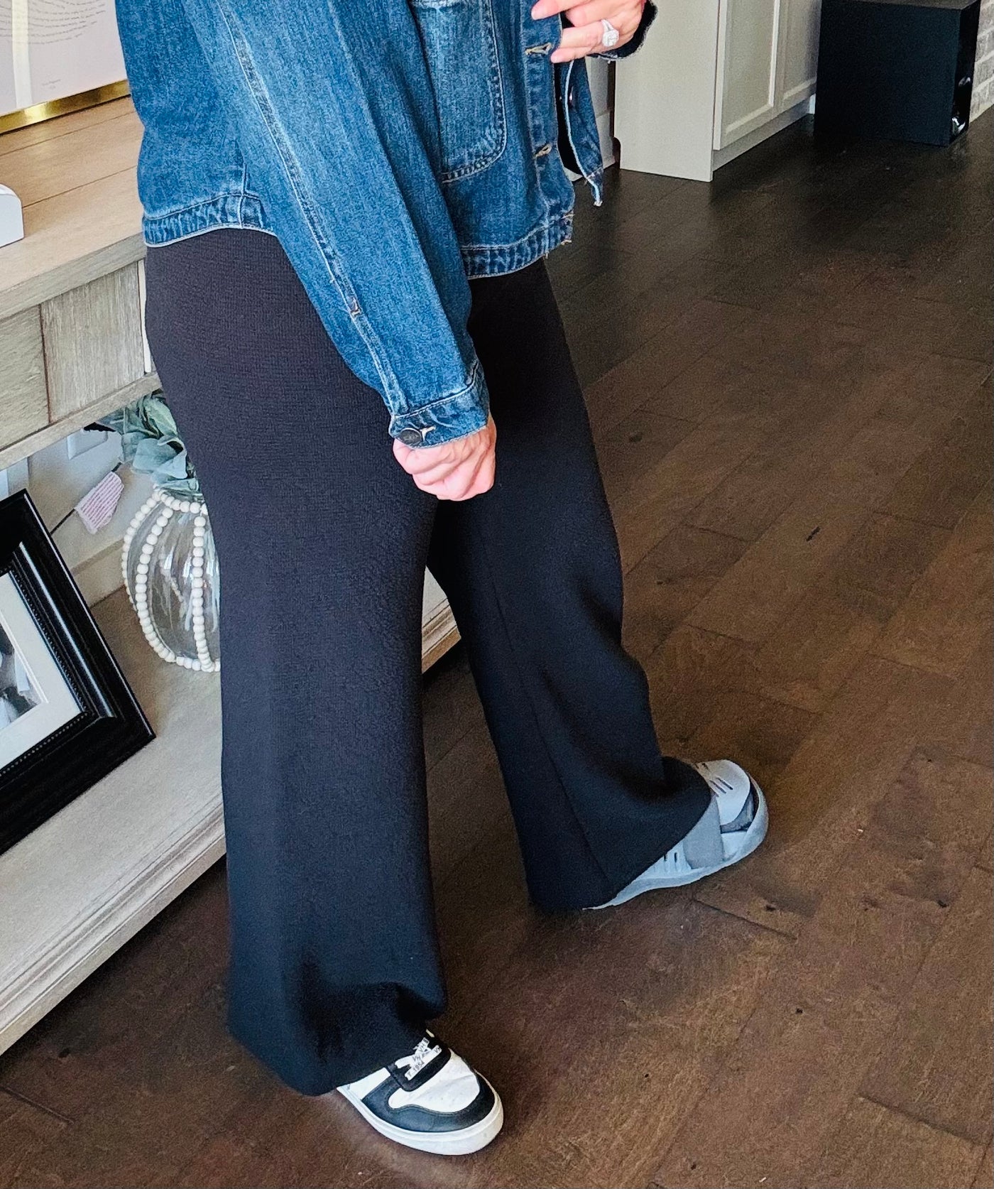 Cloudy Knit Wide Leg Pants - Black