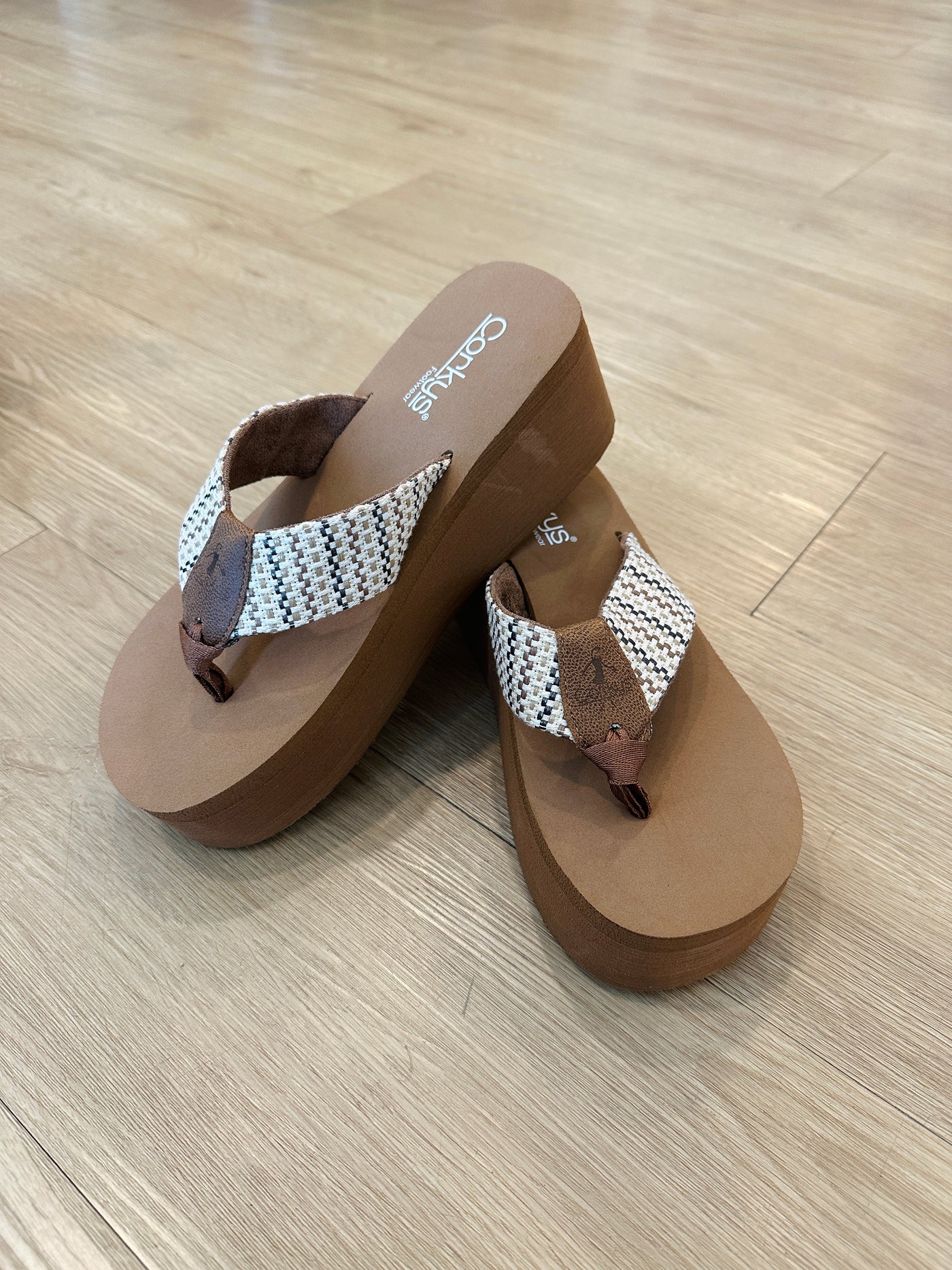 Corkys Take A Dip Sandal - Tan Multi