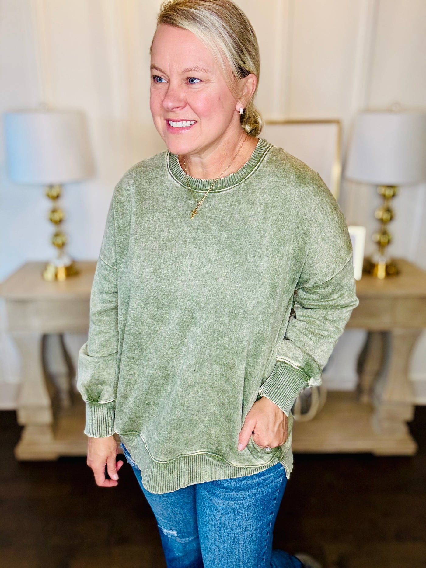 The Best Pullover w-Pockets - Light Olive