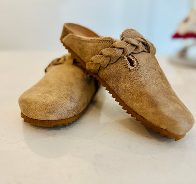 Very G - Iris Slip On - Beige