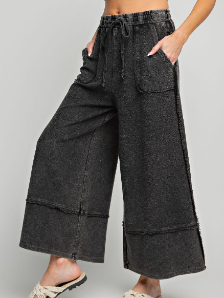 Mineral Washed Wide Leg Pants - Black