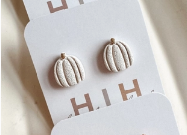 Pumpkin Stud Clay Earrings - Beige