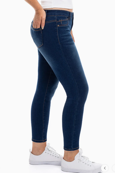 Petite - Mid-Rise Skinny Dark Jean