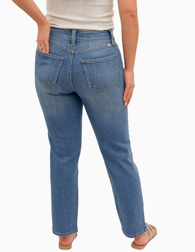 Petite - High-Rise Straight Leg Jean