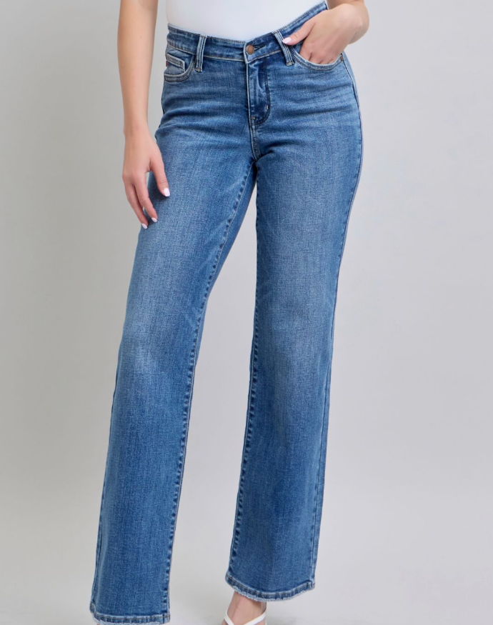 Judy Blue - Vintage Wash Straight Fit