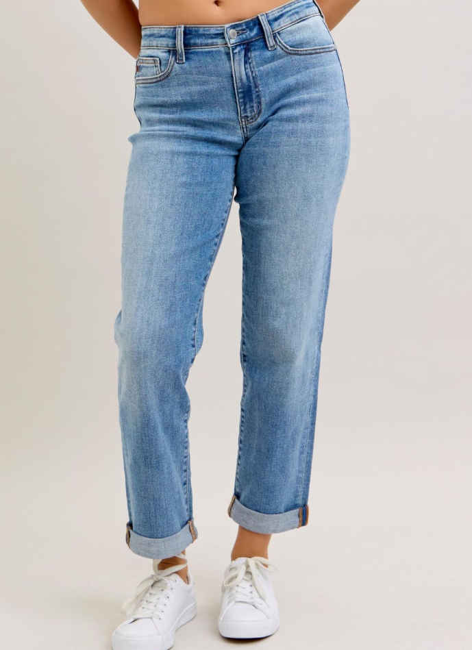 Judy Blue - Mid Rise Boyfriend Jeans
