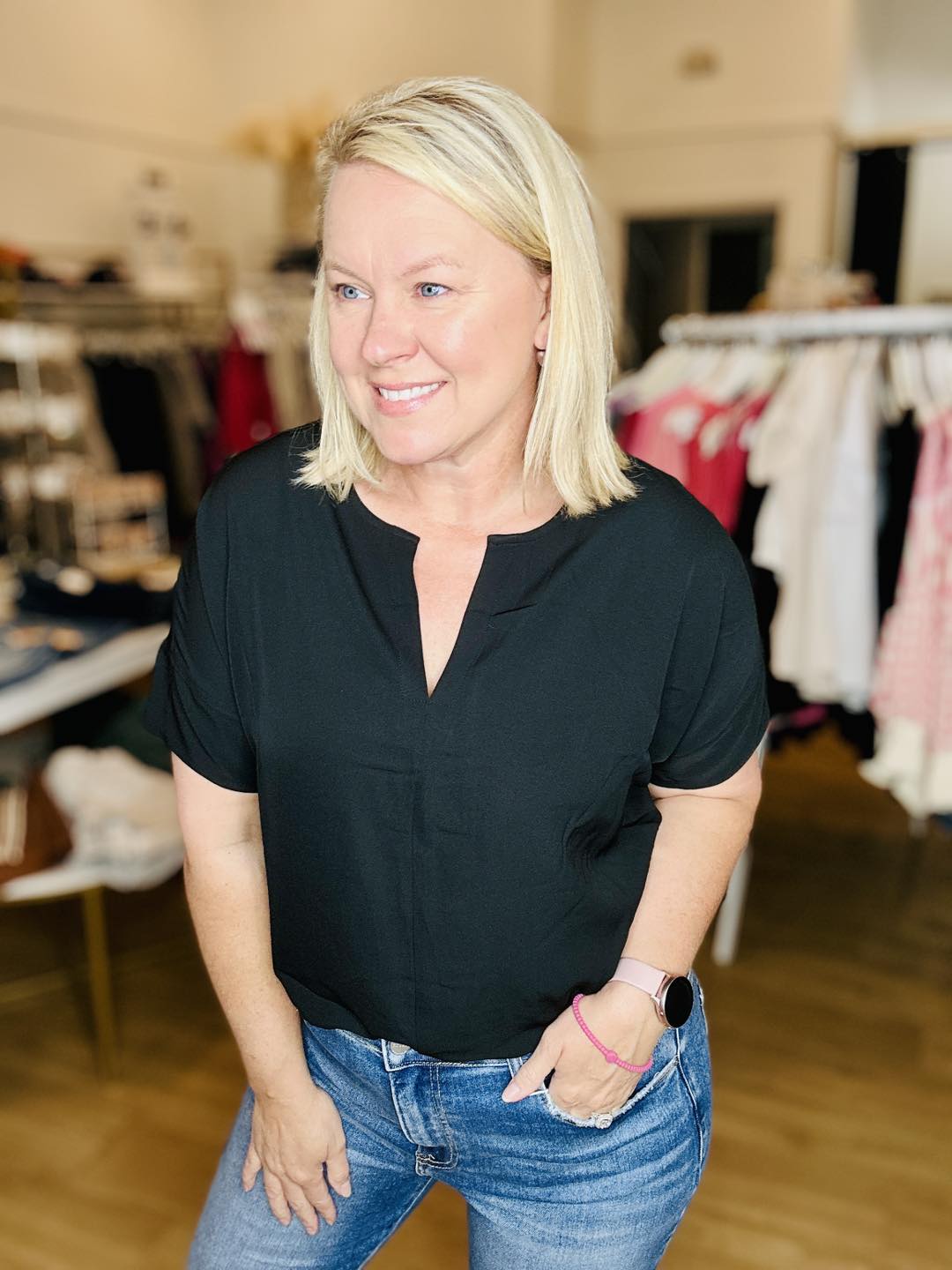 V-Neck Short Sleeve Top - Black
